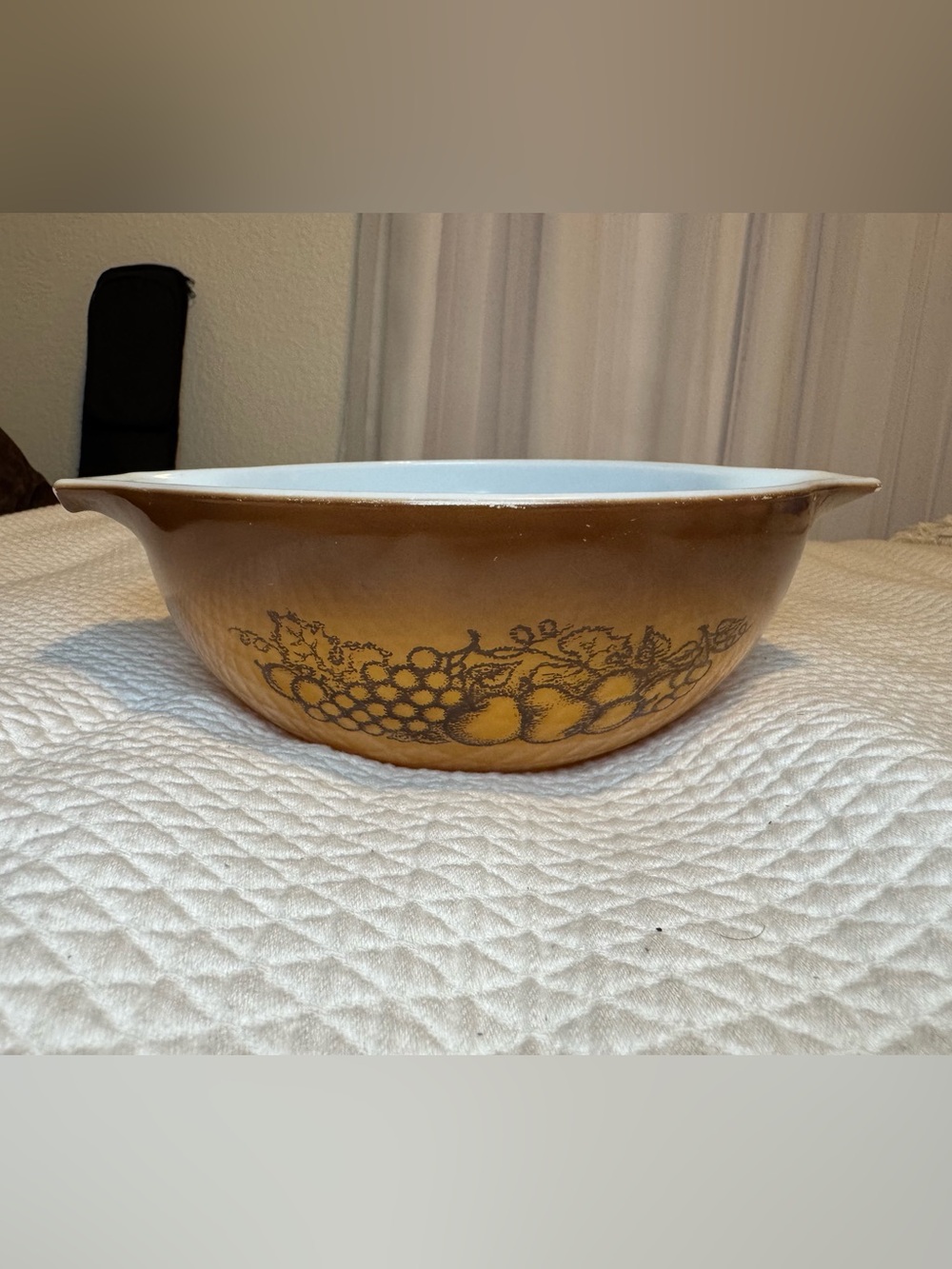 Vintage Pyrex Old Orchard #443 Cinderella Mixing Bowl 2.5 Qt Brown Gold
